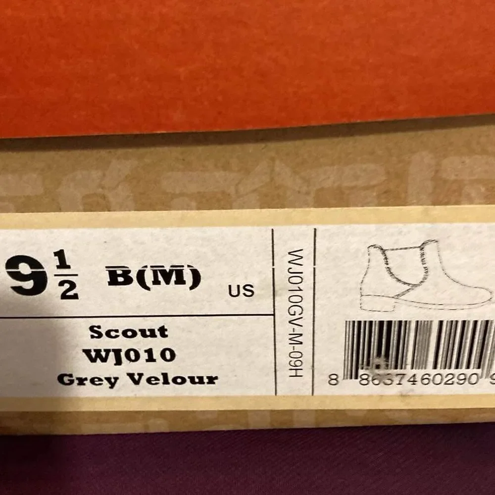 Propet women’s gray velour boots size 9 1/2 - Picture 5 of 5